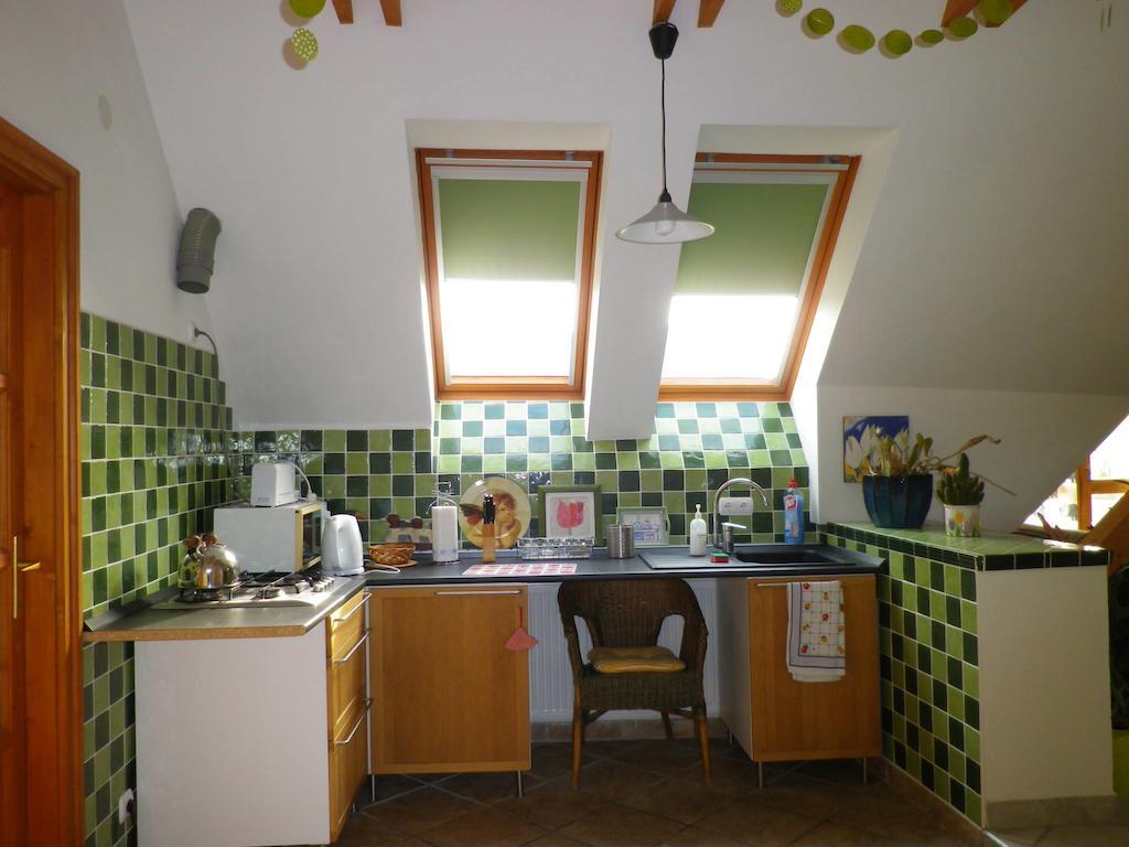 Kiralyszeke Apartman Eger Værelse billede